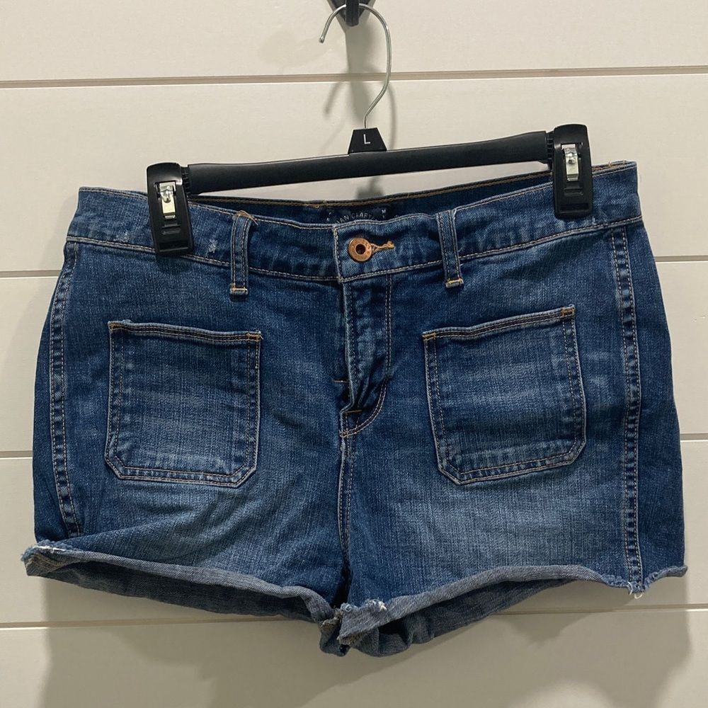 Lucky Brand Mid Rise Patch Pocket Denim Shorts -Cuffed- Blue Wash- Size 8/29-GUC